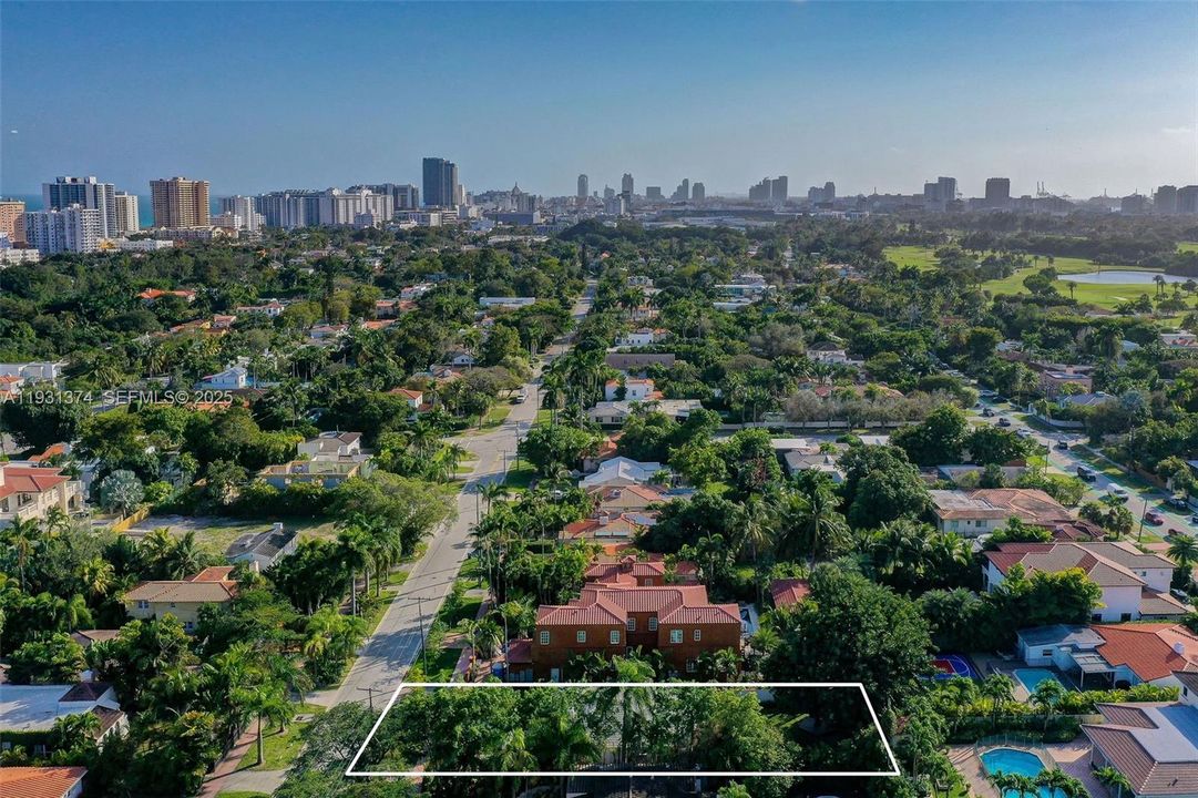 For Sale: $2,400,000 (4 beds, 4 baths, 1908 Square Feet)