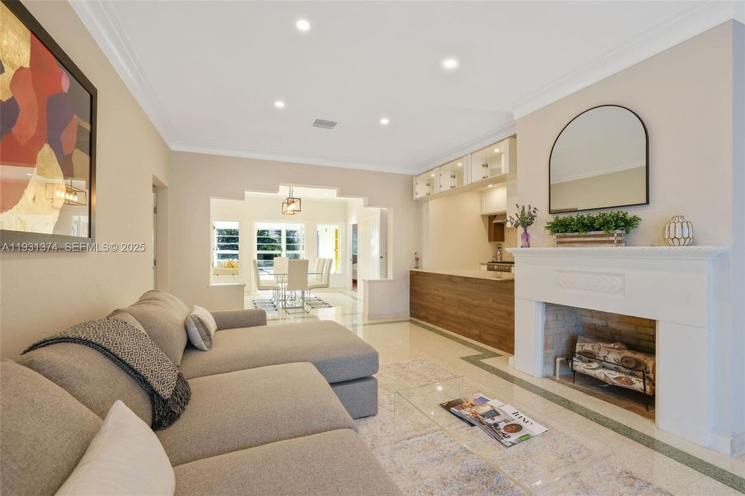 For Sale: $2,400,000 (4 beds, 4 baths, 1908 Square Feet)