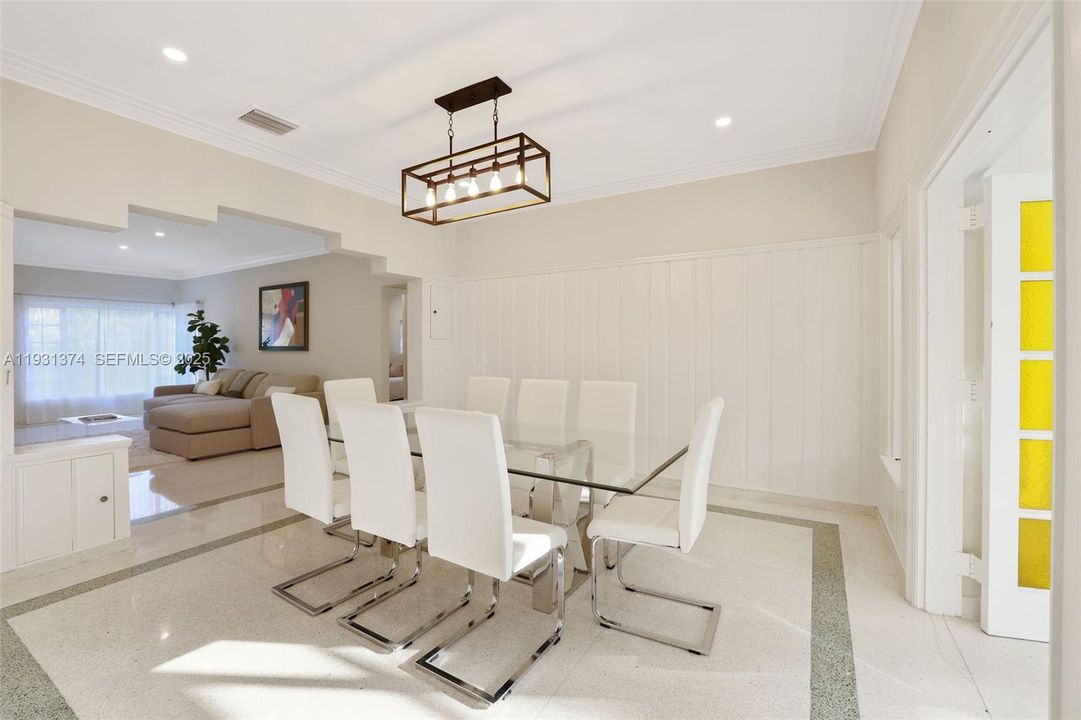 For Sale: $2,400,000 (4 beds, 4 baths, 1908 Square Feet)