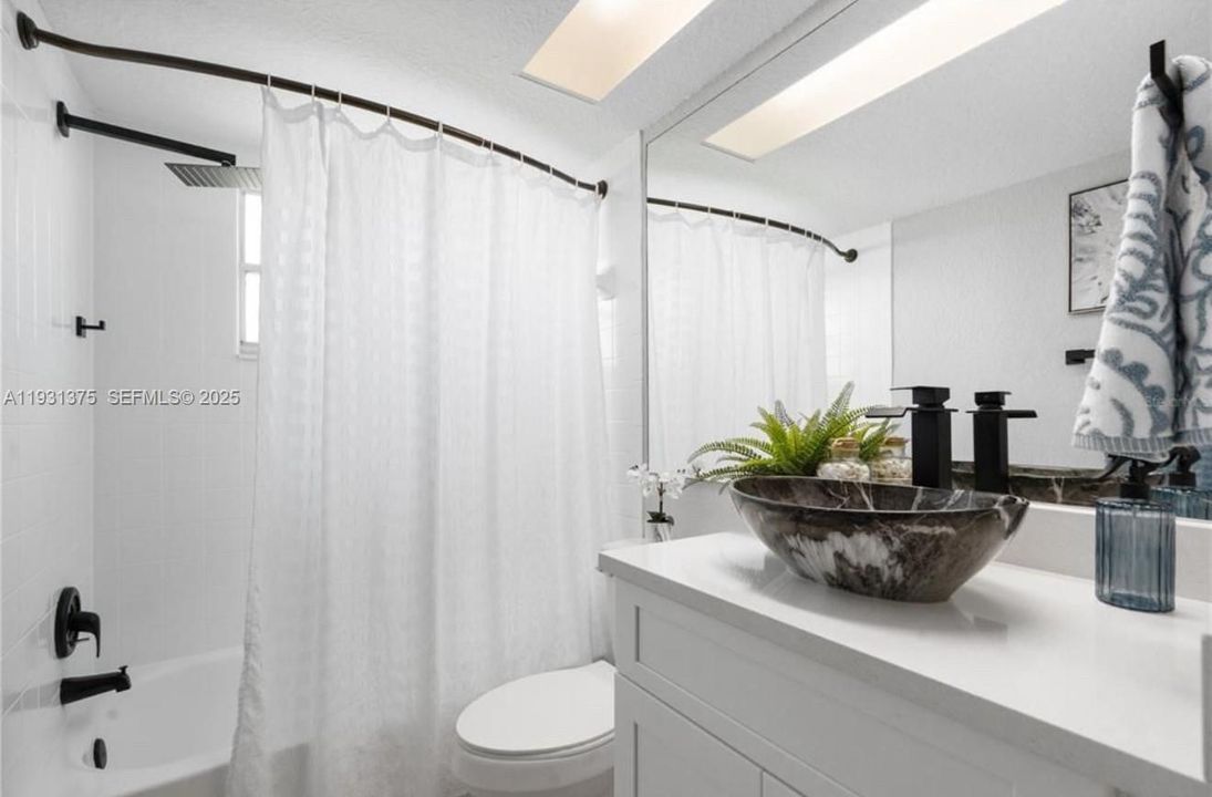 For Rent: $2,100 (2 beds, 2 baths, 0 Square Feet)