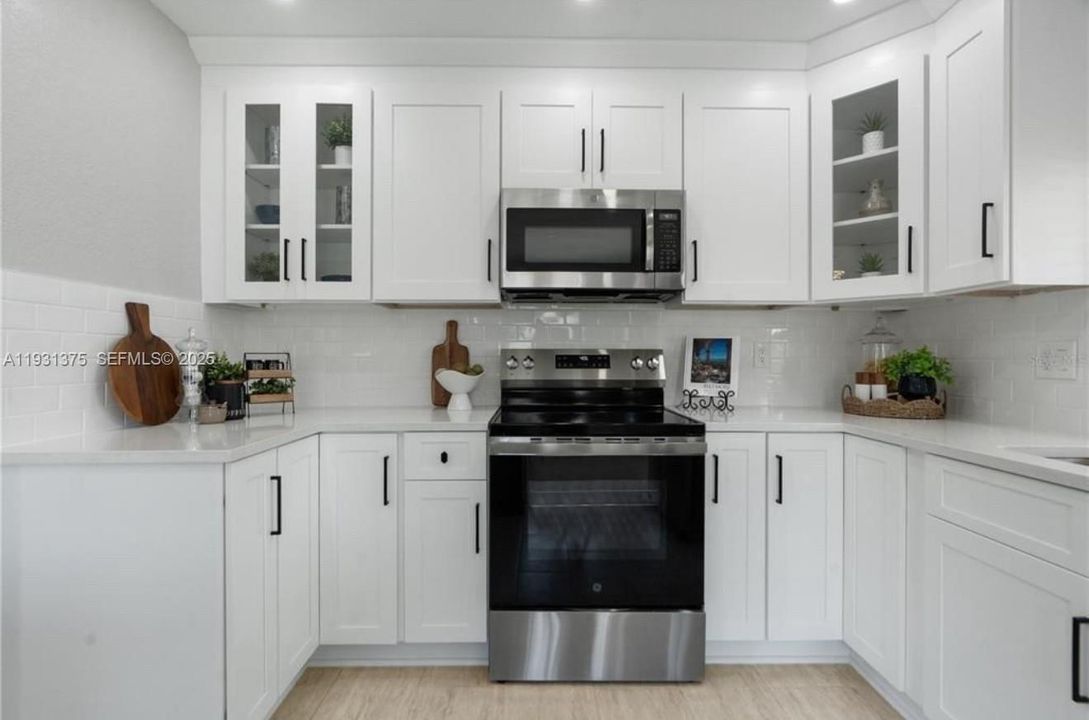 For Rent: $2,100 (2 beds, 2 baths, 0 Square Feet)