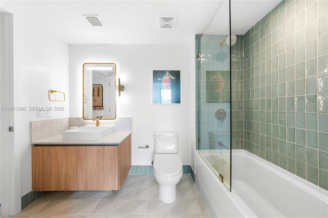 На продажу: $570,000 (1 спален, 1 ванн, 504 Квадратных фут)