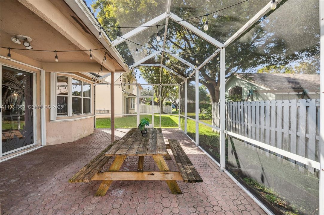 For Sale: $670,000 (3 beds, 2 baths, 2456 Square Feet)