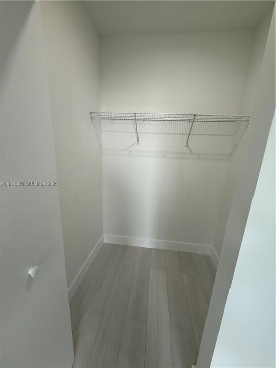 For Rent: $2,500 (2 beds, 2 baths, 865 Square Feet)