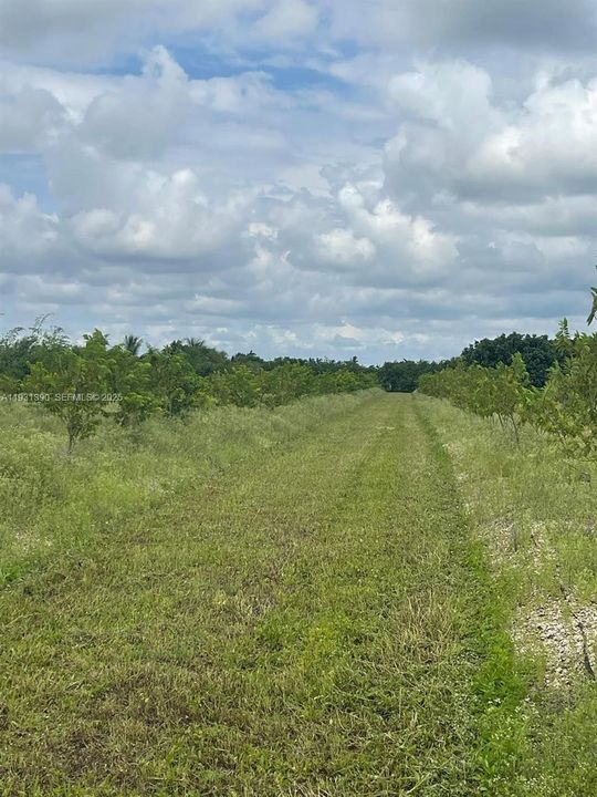 На продажу: $797,850 (2 спален, 1 ванн, 0 Квадратных фут)