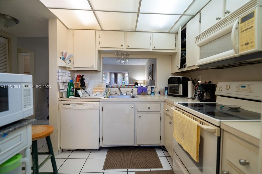 En Venta: $469,900 (3 camas, 2 baños, 1104 Pies cuadrados)