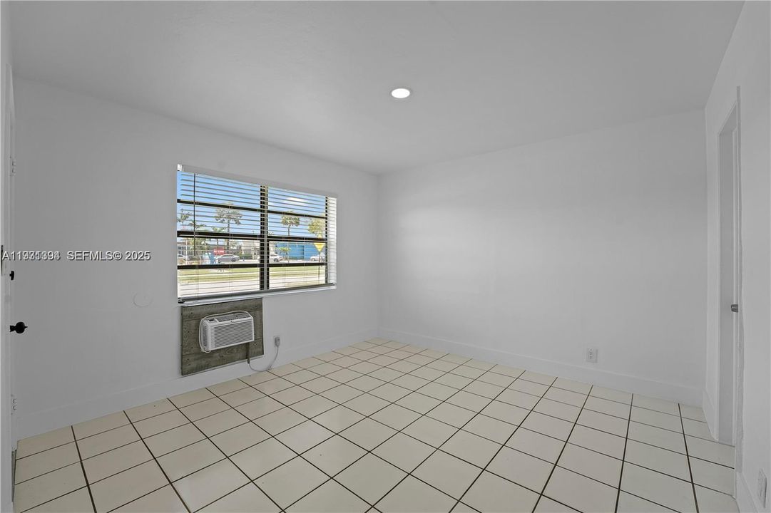 En Renta: $2,100 (2 camas, 2 baños, 2338 Pies cuadrados)