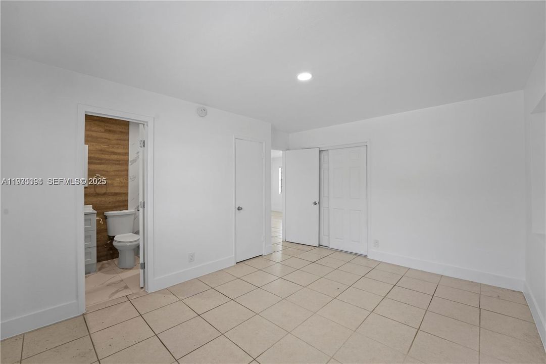 En Renta: $2,100 (2 camas, 2 baños, 2338 Pies cuadrados)