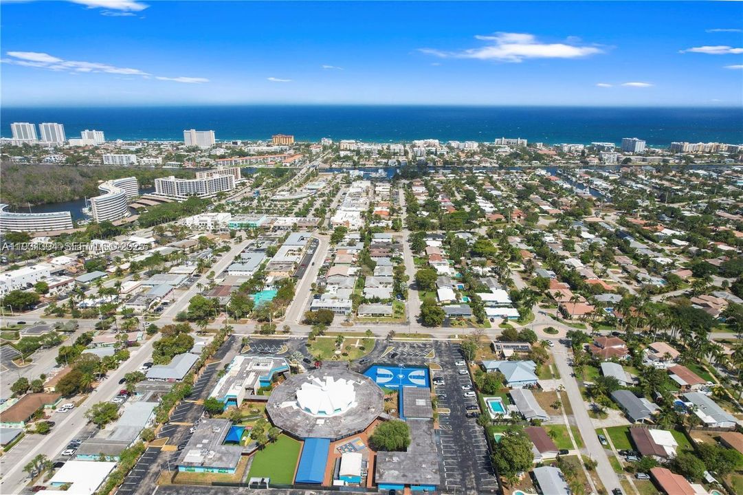 En Renta: $2,100 (2 camas, 2 baños, 2338 Pies cuadrados)