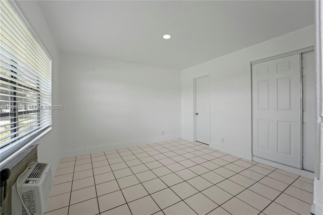 En Renta: $2,100 (2 camas, 2 baños, 2338 Pies cuadrados)