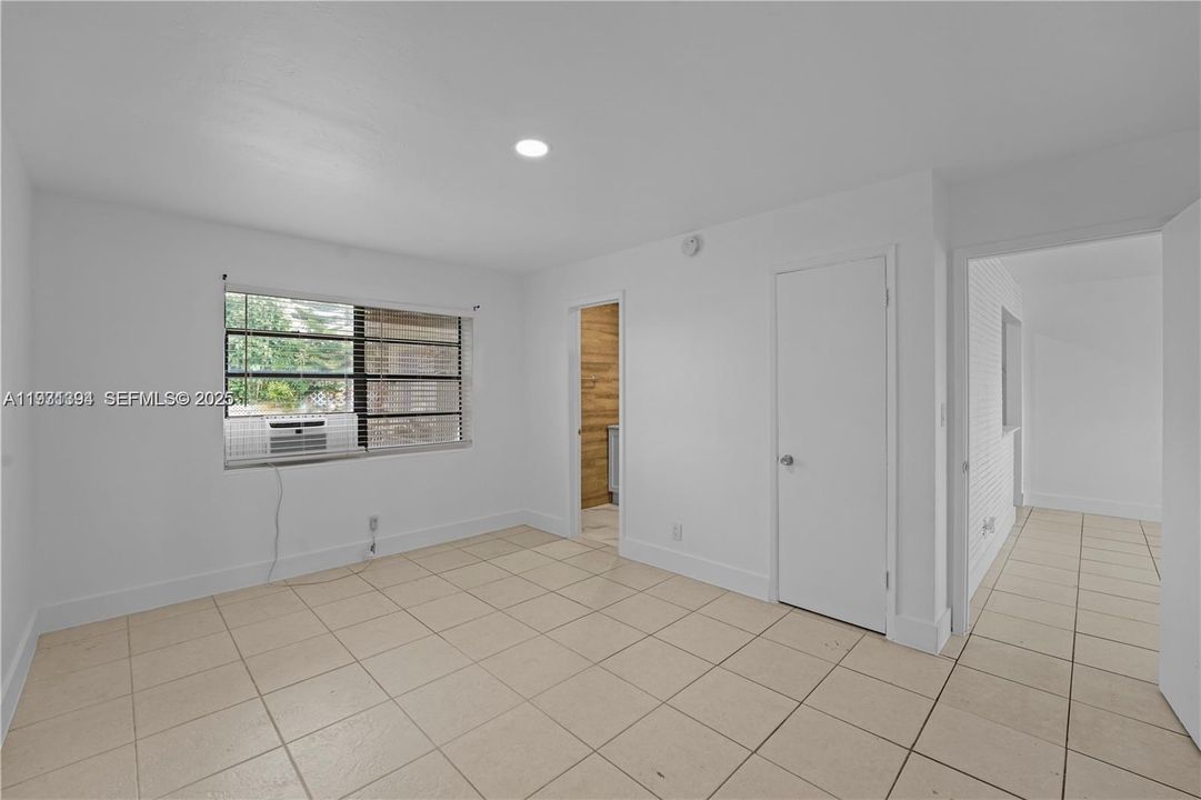 En Renta: $2,100 (2 camas, 2 baños, 2338 Pies cuadrados)