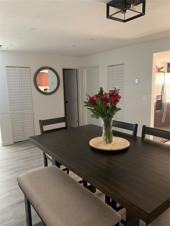 For Rent: $3,200 (3 beds, 2 baths, 1378 Square Feet)