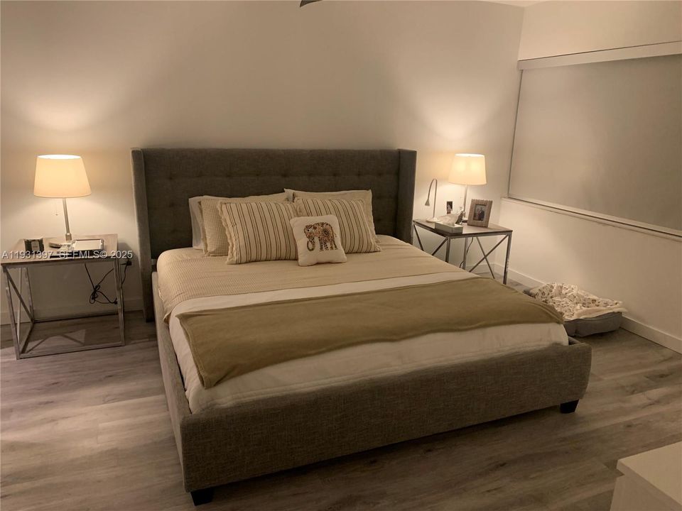 For Rent: $3,200 (3 beds, 2 baths, 1378 Square Feet)