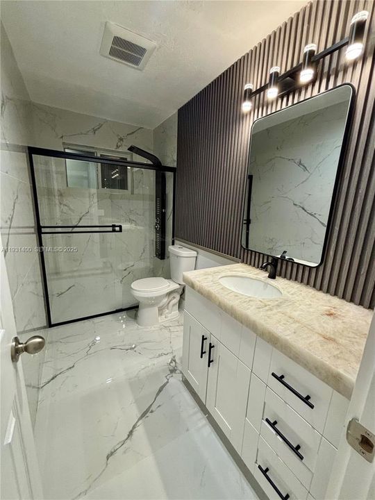 For Rent: $3,000 (2 beds, 1 baths, 1968 Square Feet)