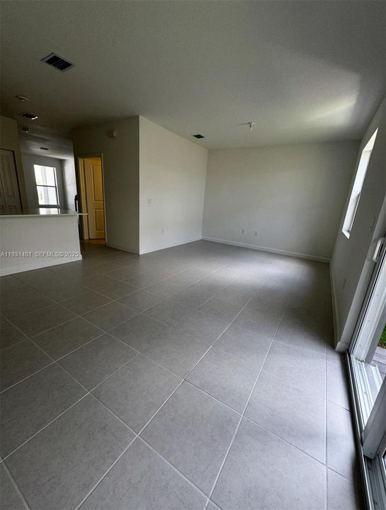 En Renta: $3,790 (3 camas, 2 baños, 1828 Pies cuadrados)