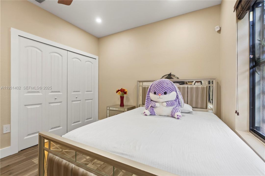 В аренду: $3,250 (3 спален, 2 ванн, 1914 Квадратных фут)