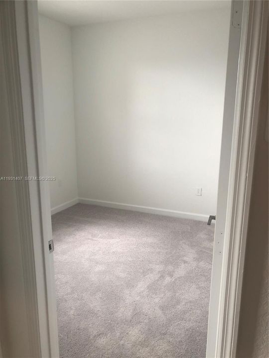 For Rent: $2,800 (3 beds, 2 baths, 1500 Square Feet)