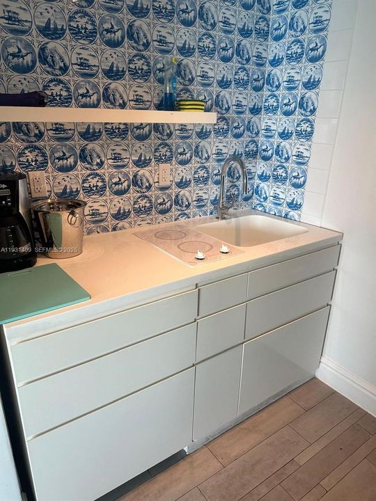 В аренду: $3,600 (0 спален, 1 ванн, 477 Квадратных фут)