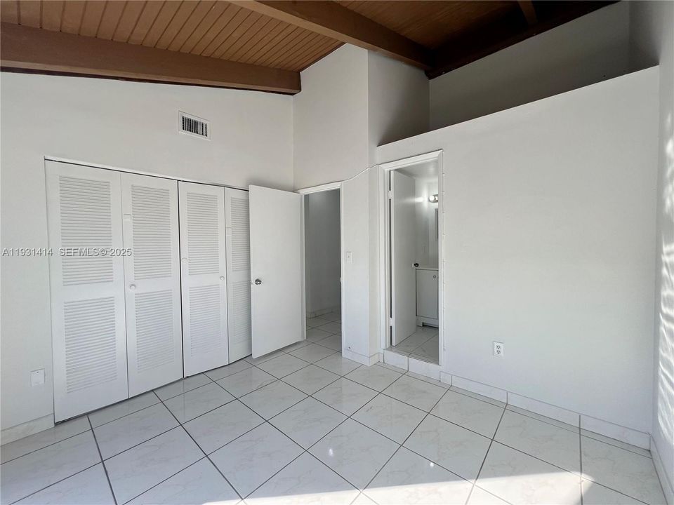 В аренду: $2,900 (3 спален, 2 ванн, 987 Квадратных фут)