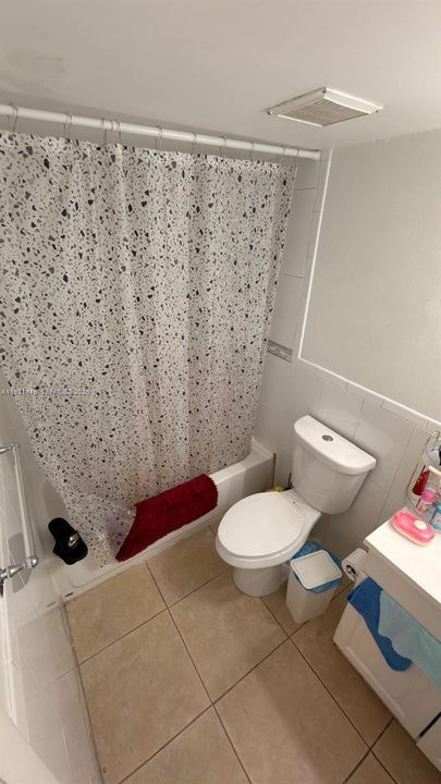 For Sale: $156,000 (2 beds, 2 baths, 800 Square Feet)