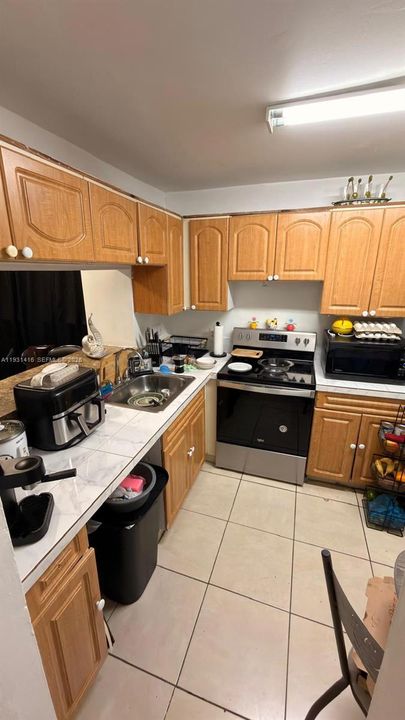 For Sale: $156,000 (2 beds, 2 baths, 800 Square Feet)