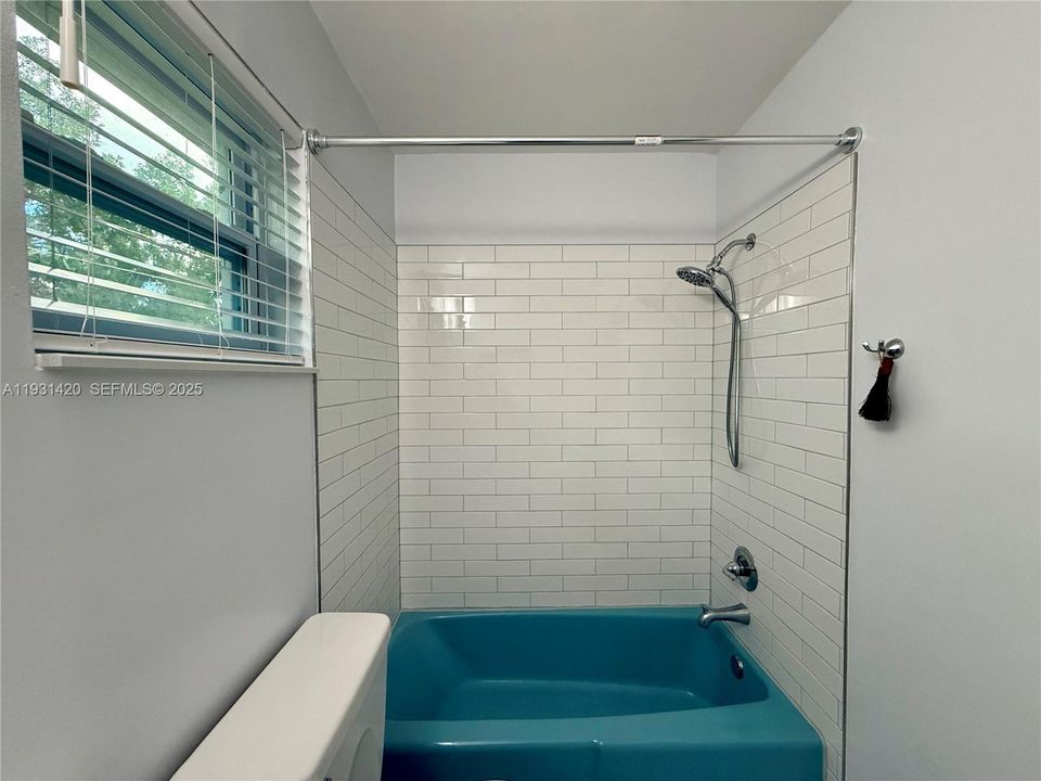 待售: $135,000 (1 贝兹, 1 浴室, 480 平方英尺)