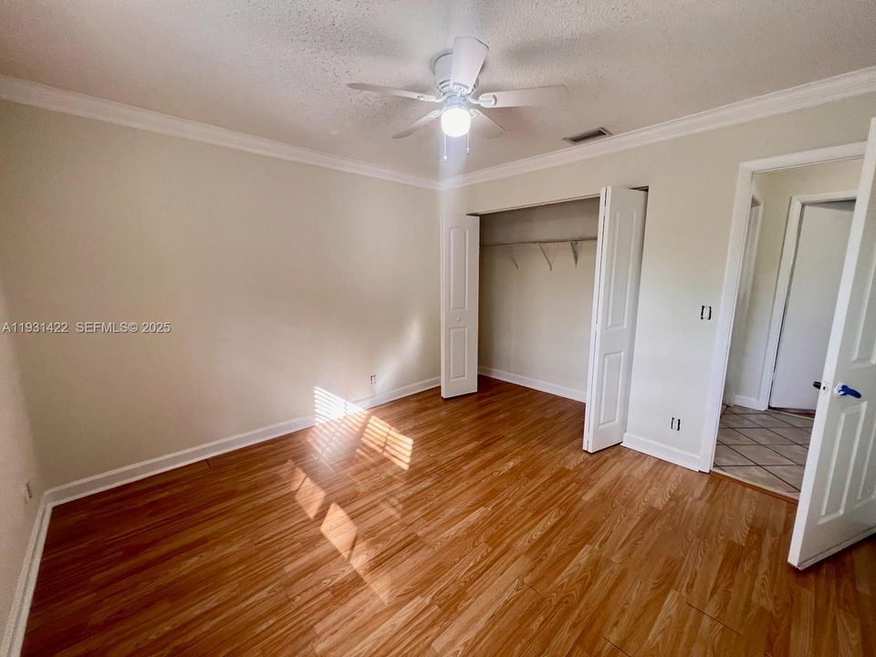 出租: $3,375 (5 贝兹, 2 浴室, 1748 平方英尺)