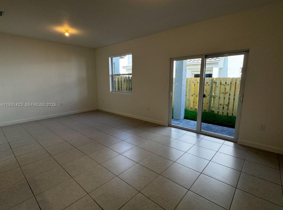 Active With Contract: $3,790 (3 beds, 2 baths, 1697 Square Feet)