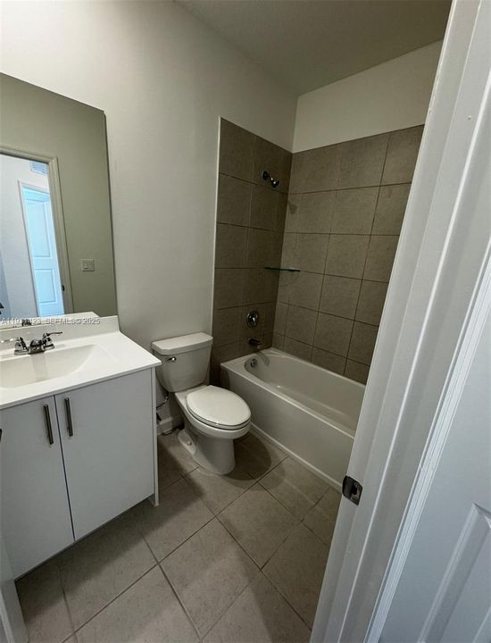 Active With Contract: $3,790 (3 beds, 2 baths, 1697 Square Feet)