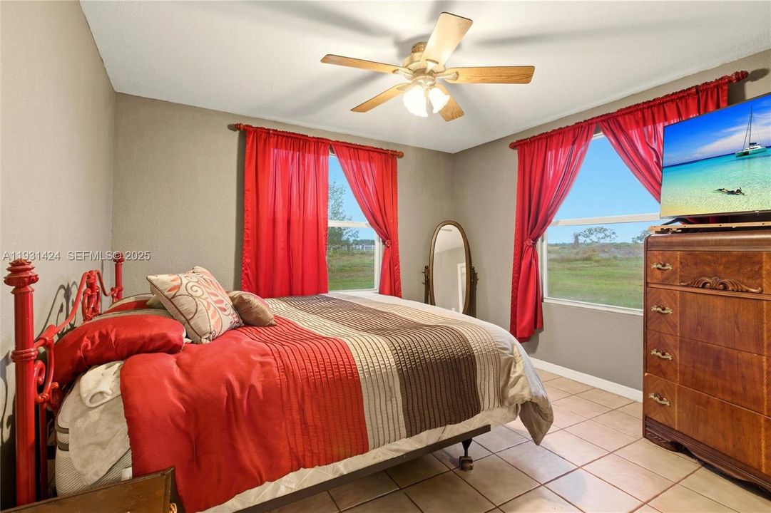 En Venta: $579,900 (4 camas, 3 baños, 0 Pies cuadrados)