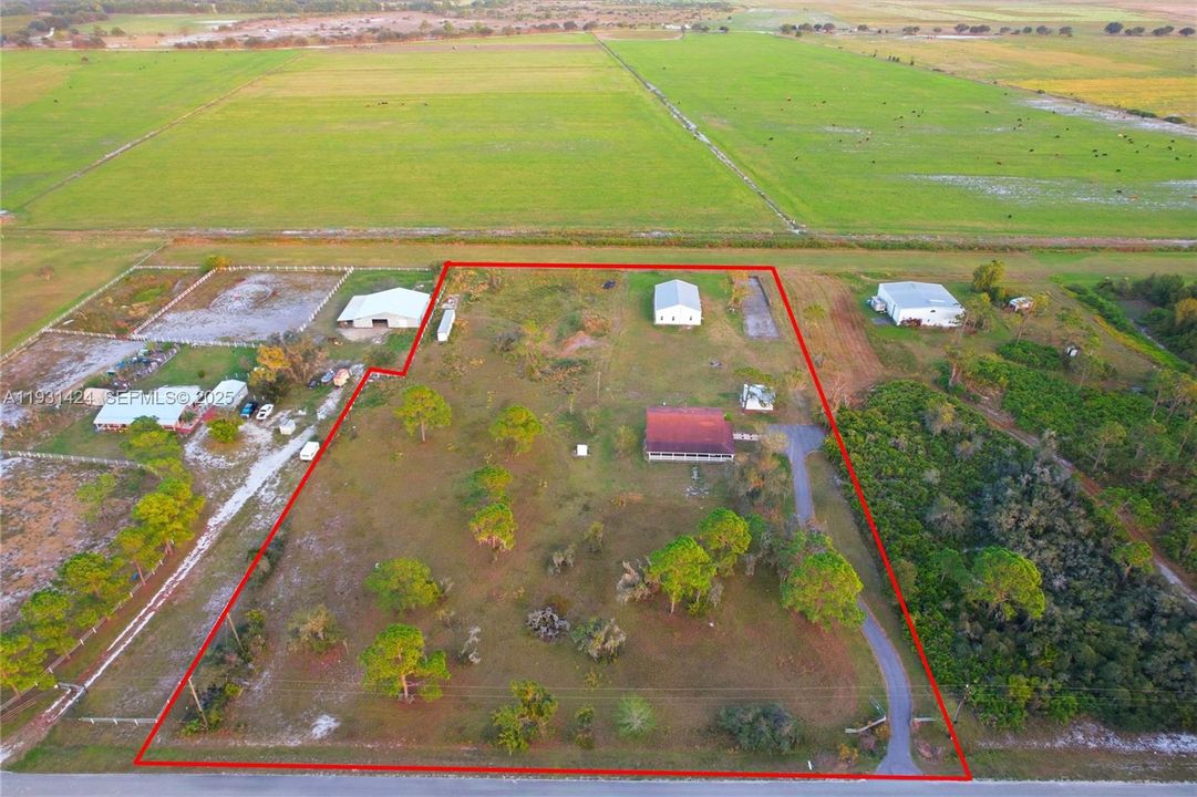 En Venta: $579,900 (4 camas, 3 baños, 0 Pies cuadrados)