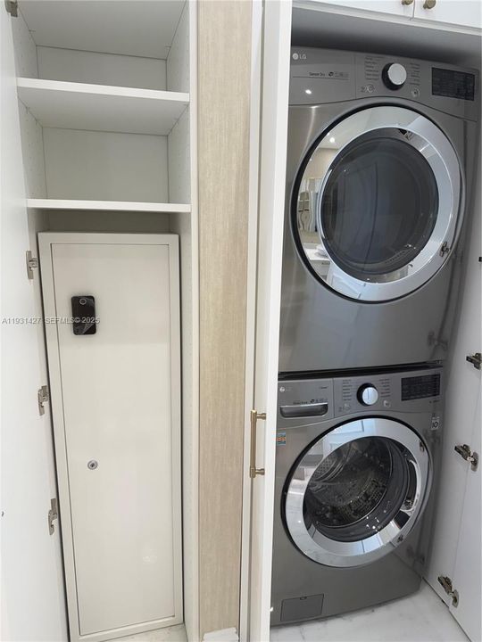 В аренду: $6,500 (1 спален, 1 ванн, 1087 Квадратных фут)