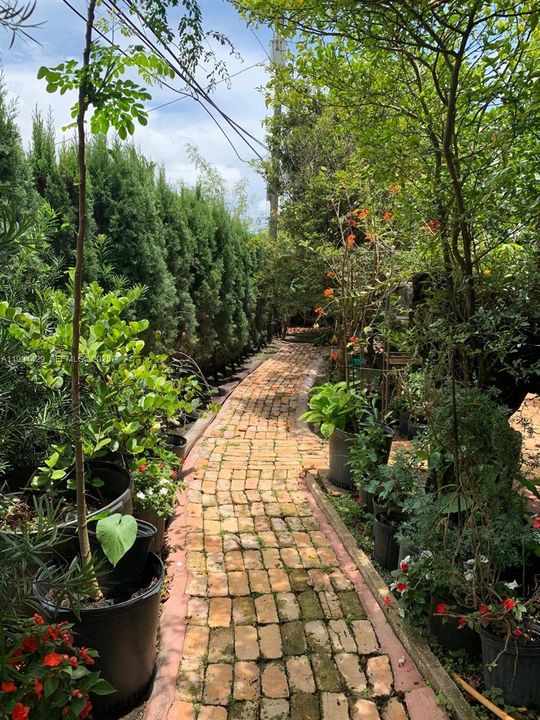 For Sale: $845,000 (4 beds, 3 baths, 2142 Square Feet)