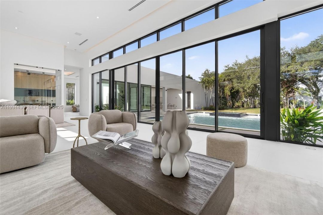 For Sale: $5,495,000 (5 beds, 6 baths, 0 Square Feet)