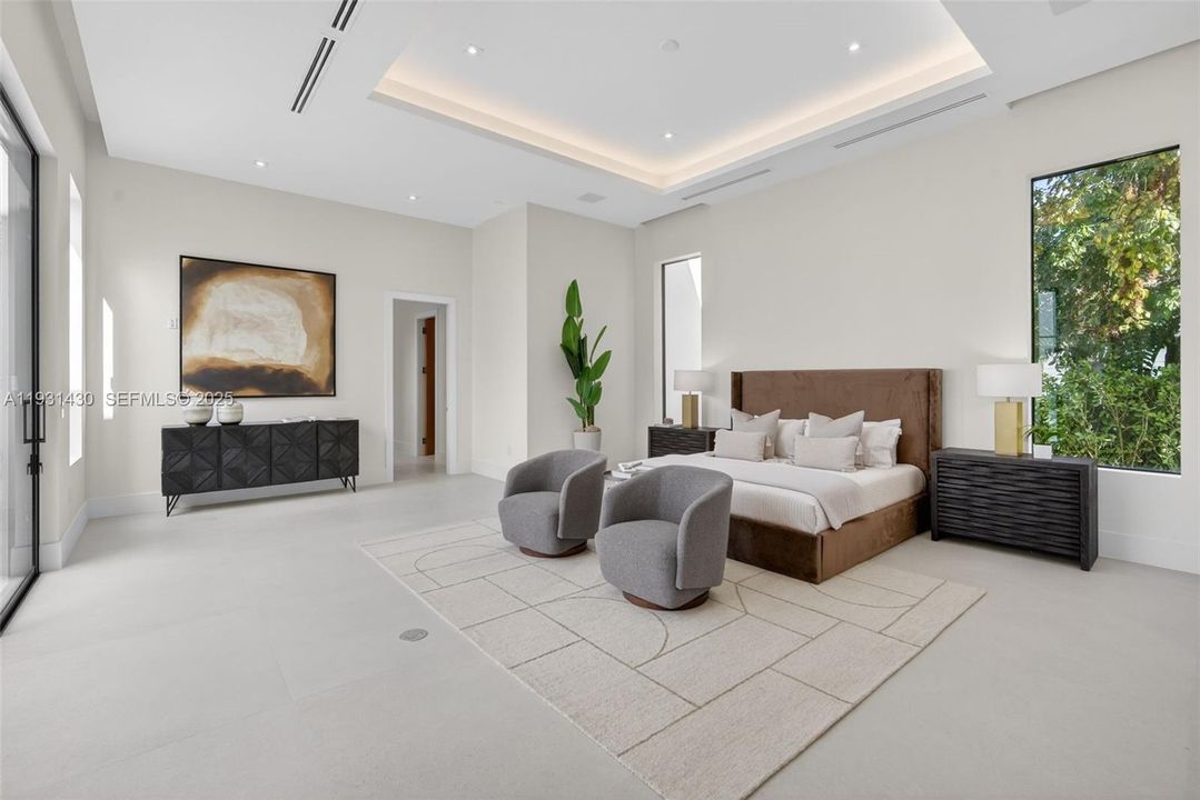 For Sale: $5,495,000 (5 beds, 6 baths, 0 Square Feet)