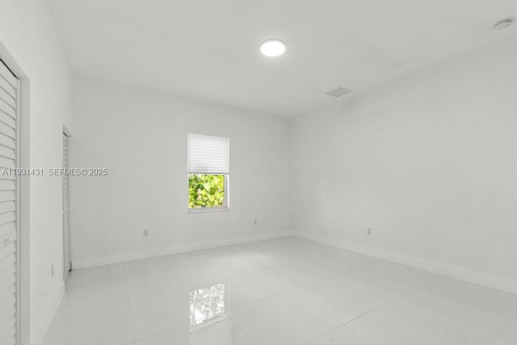 For Sale: $649,000 (3 beds, 2 baths, 1470 Square Feet)