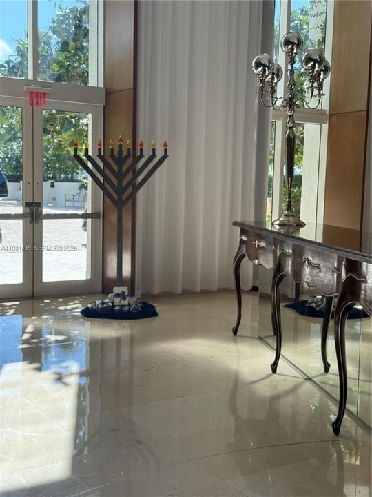 В аренду: $6,250 (1 спален, 1 ванн, 851 Квадратных фут)