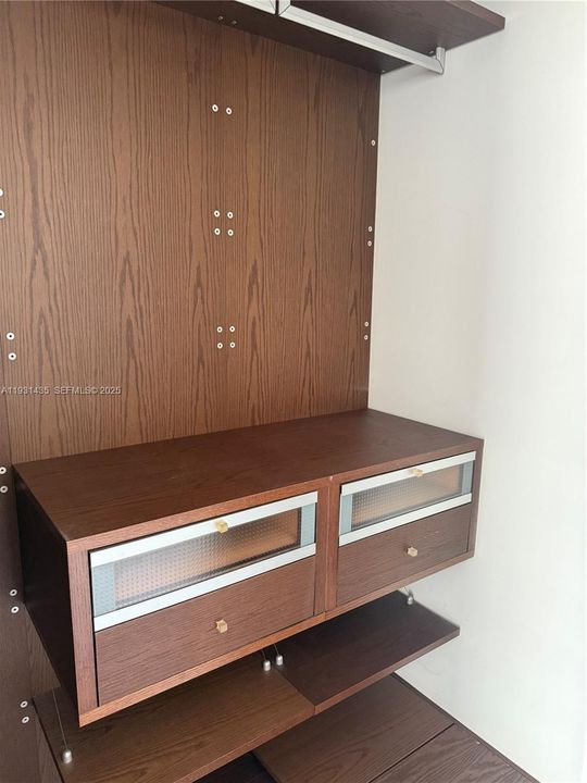 В аренду: $6,250 (1 спален, 1 ванн, 851 Квадратных фут)