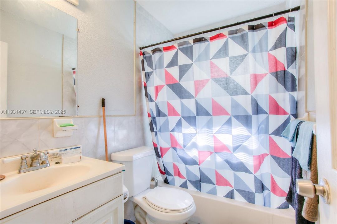 En Venta: $475,000 (0 camas, 0 baños, 1671 Pies cuadrados)