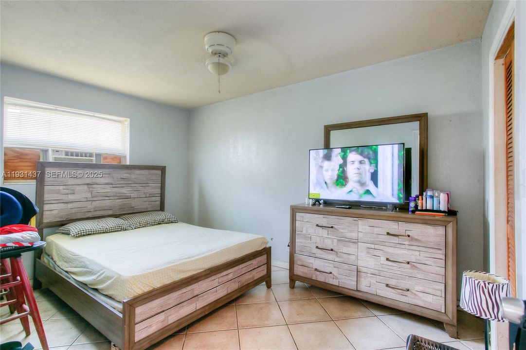 En Venta: $475,000 (0 camas, 0 baños, 1671 Pies cuadrados)