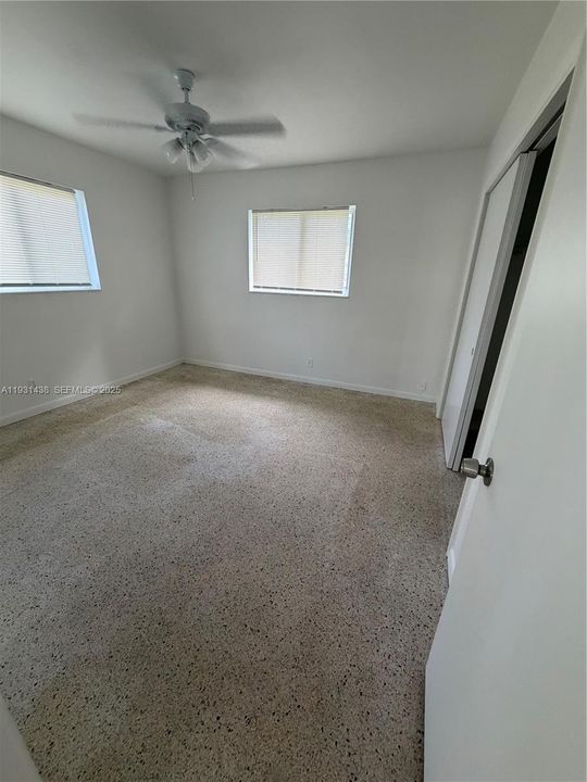 For Rent: $1,700 (2 beds, 1 baths, 1643 Square Feet)