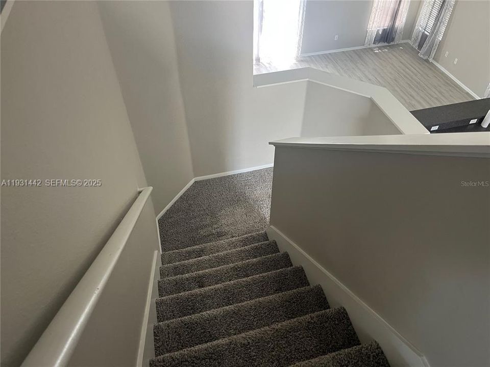 En Renta: $2,990 (6 camas, 4 baños, 2800 Pies cuadrados)