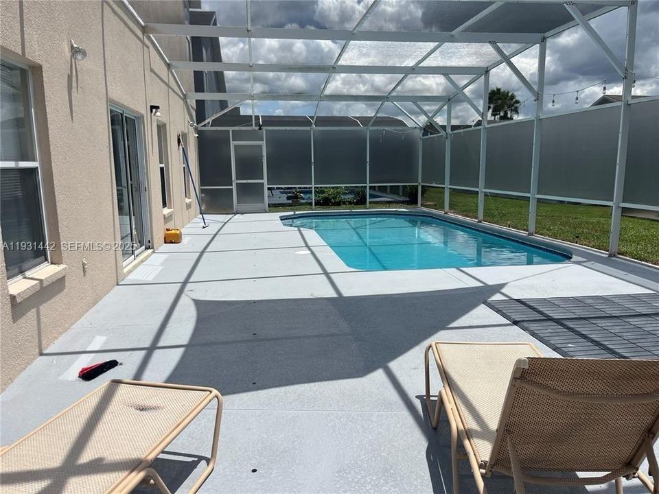 En Renta: $2,990 (6 camas, 4 baños, 2800 Pies cuadrados)