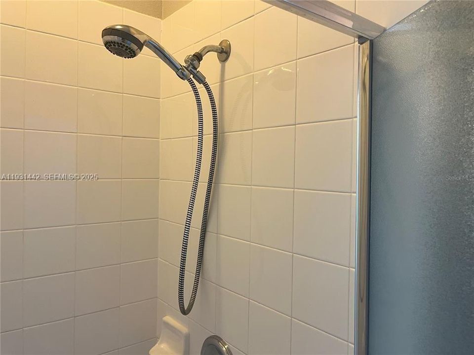 En Renta: $2,990 (6 camas, 4 baños, 2800 Pies cuadrados)