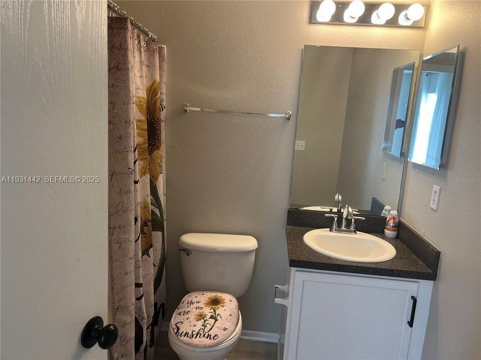 En Renta: $2,990 (6 camas, 4 baños, 2800 Pies cuadrados)