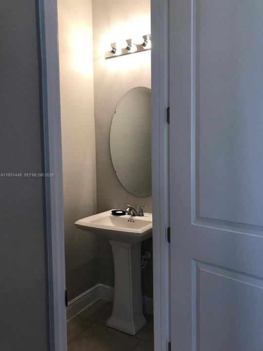 For Rent: $2,650 (4 beds, 2 baths, 0 Square Feet)