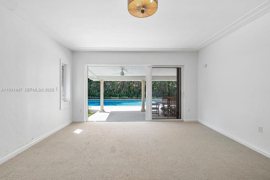 For Rent: $11,000 (4 beds, 3 baths, 2093 Square Feet)