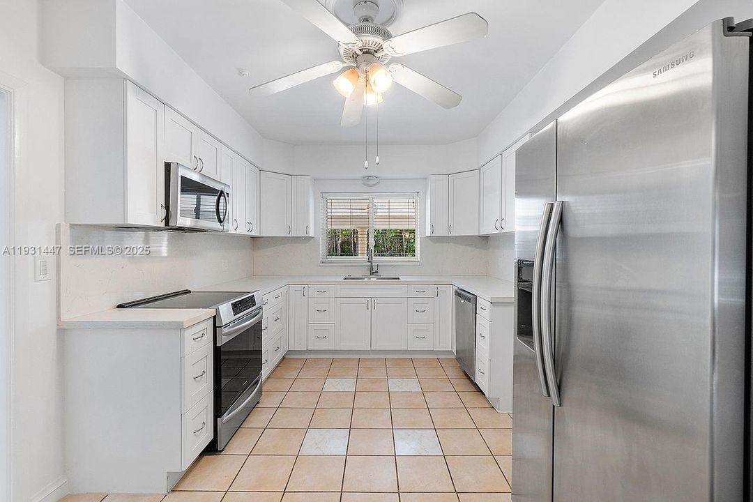 For Rent: $11,000 (4 beds, 3 baths, 2093 Square Feet)