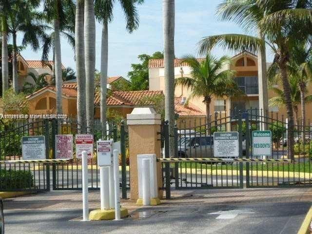 En Renta: $2,100 (2 camas, 2 baños, 950 Pies cuadrados)