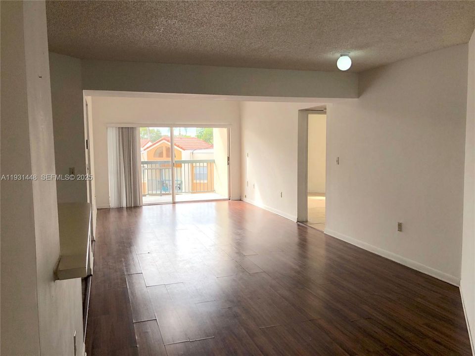 En Renta: $2,100 (2 camas, 2 baños, 950 Pies cuadrados)